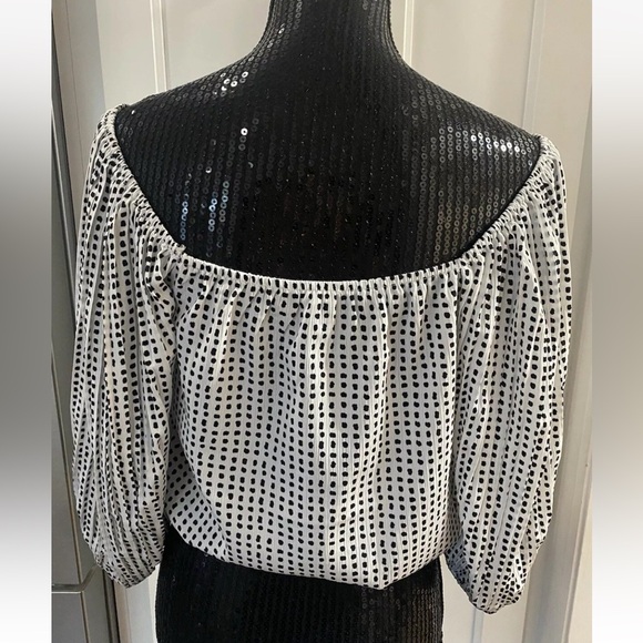NWT Lucy Paris Off The Shoulder Top Blouse Pleated Balloon Sleeves Size XS - Picture 12 of 15